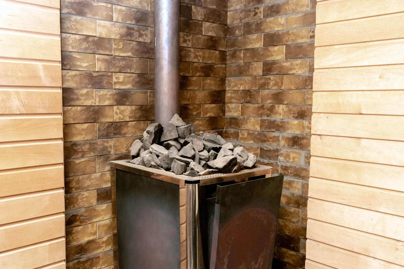 Siège chaudière à bois installé sur un installation domestique